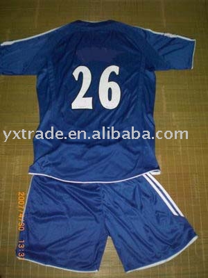 t-shirt (t-shirt)