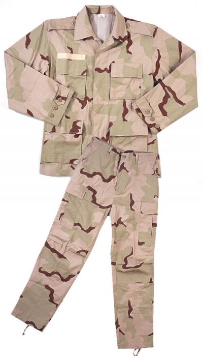 military set (militaire a mis en)