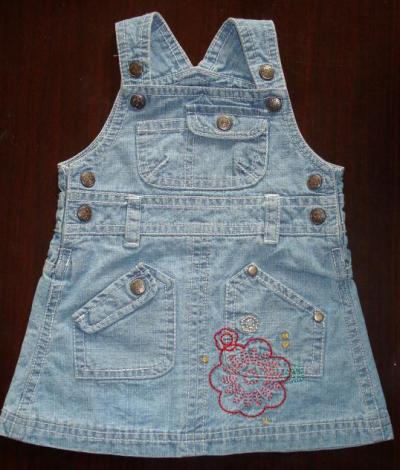 girl`s strap dress