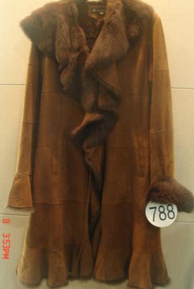 Fur Coat (Fur Coat)