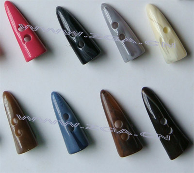 Polyester Button ; imitation horn button (Polyester Button ; imitation horn button)