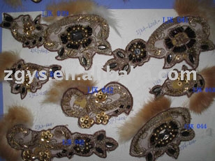 collar flower (collier de fleurs)
