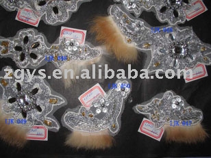collar flower (collier de fleurs)