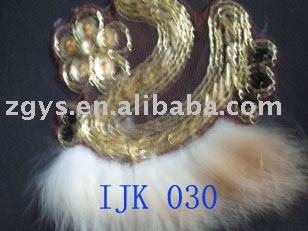 collar flower (collier de fleurs)