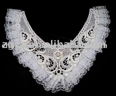 collar (collier)