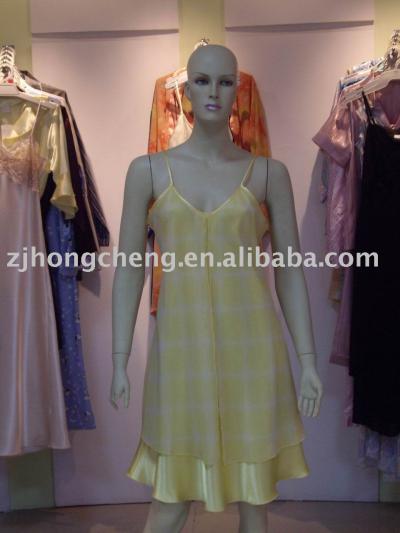 sleepwear (sleepwear)