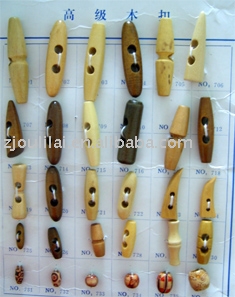 wooden button (Holz-Taste)
