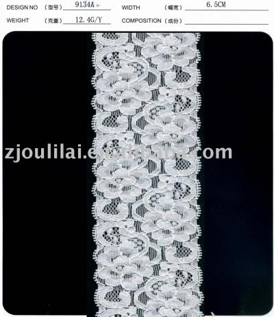 elastic lace (elastischer Spitze)