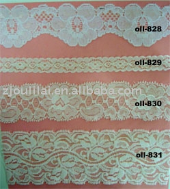 lace (dentelle)