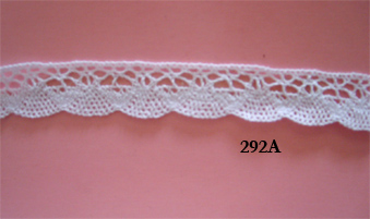 cotton lace (Baumwollspitze)