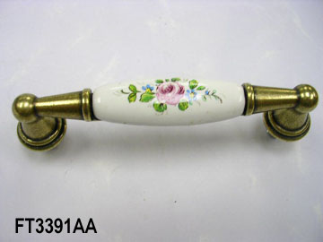 CERAMIC PULL HANDLE (CERAMIC PULL HANDLE)