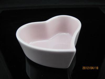 small baking dish for cakes ()