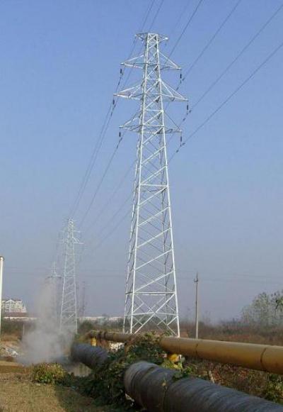 Power transmission line tower ()