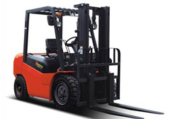 3 Tons Counterbalance Diesel Forklift Japan ENGINE ()