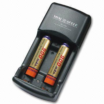 Mini Battery Charger with One Charging Channel (Mini chargeur de batterie avec un canal de charge)