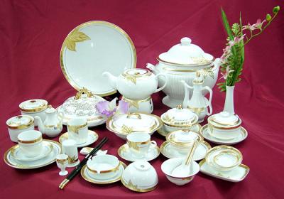 porcelain dinner set