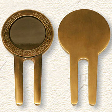 Metal Golf Divot Tool in Golden Plating, Customer`s Designs are Welcome