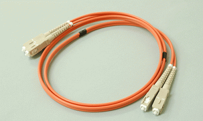 Fiber Optic Cable Assemblies - Multimode Duplex - SC to SC (Ensembles de câbles à fibre optique - Duplex multimode - LC à SC)