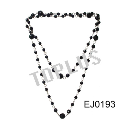 Necklace (Collier)