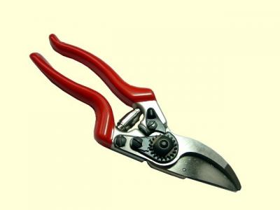 8-1/2  bypass pruner (8 /2 "обойти секатор)